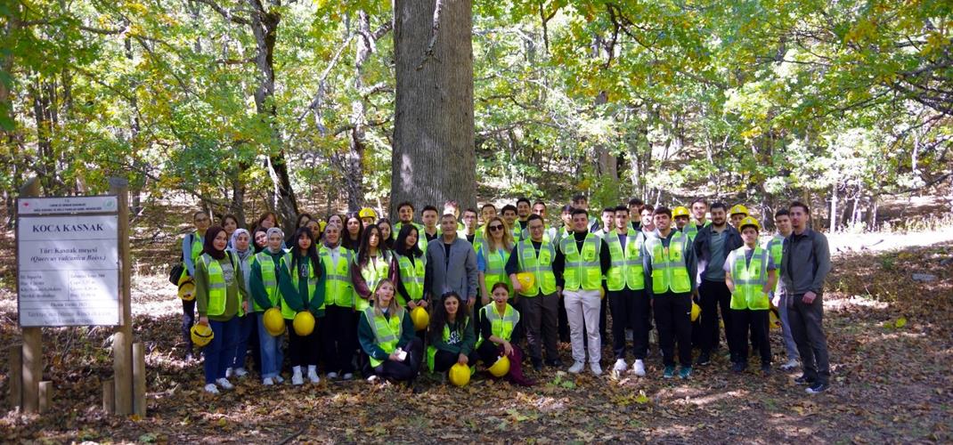 KASNAK MEŞESİ TABİATI KORUMA ALANI’NDA AKADEMİK İŞ BİRLİĞİYLE DOĞA EĞİTİMİ GERÇEKLEŞTİRİLDİ